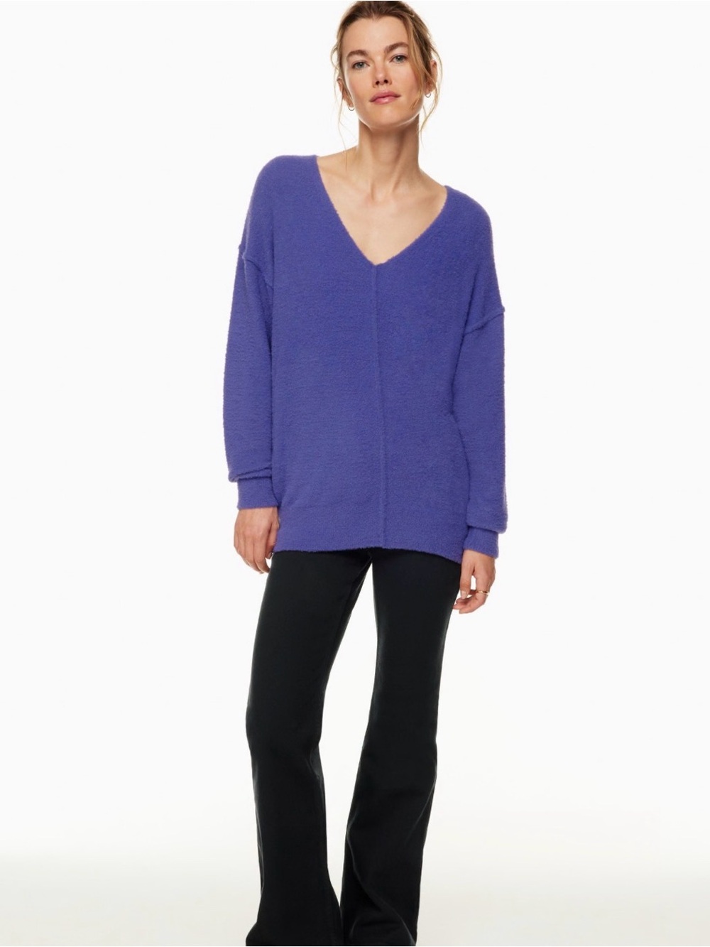 Aritzia Hush Knit V-Neck Sweater Purple